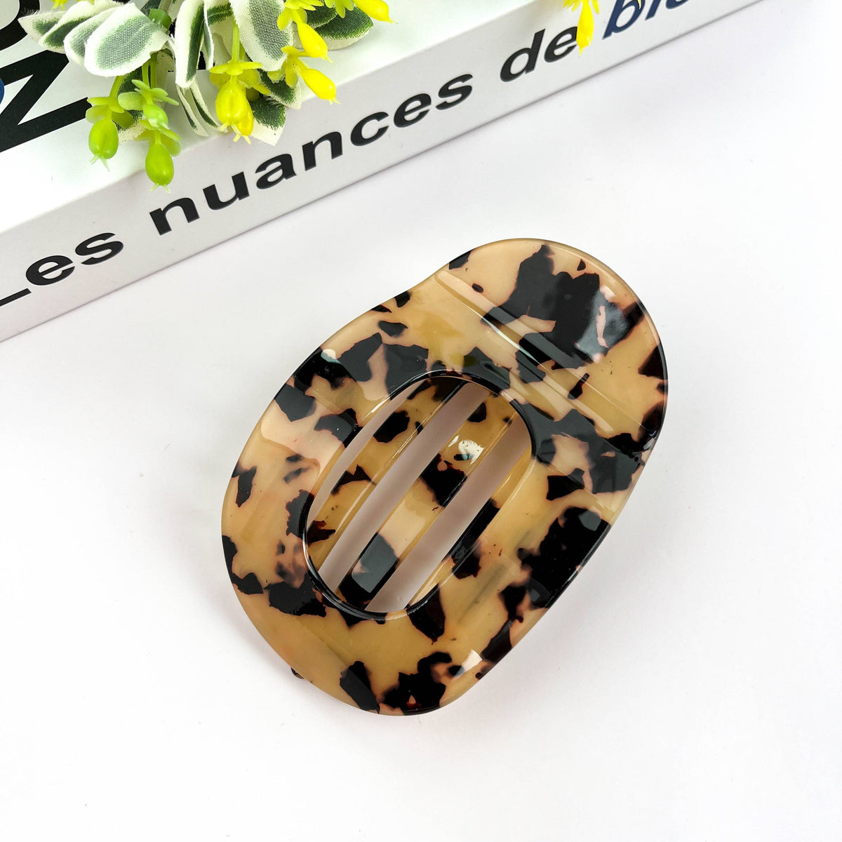 TheDivaSoap - Flat Round Hair Clip, Spring and Autumn Claw Clip