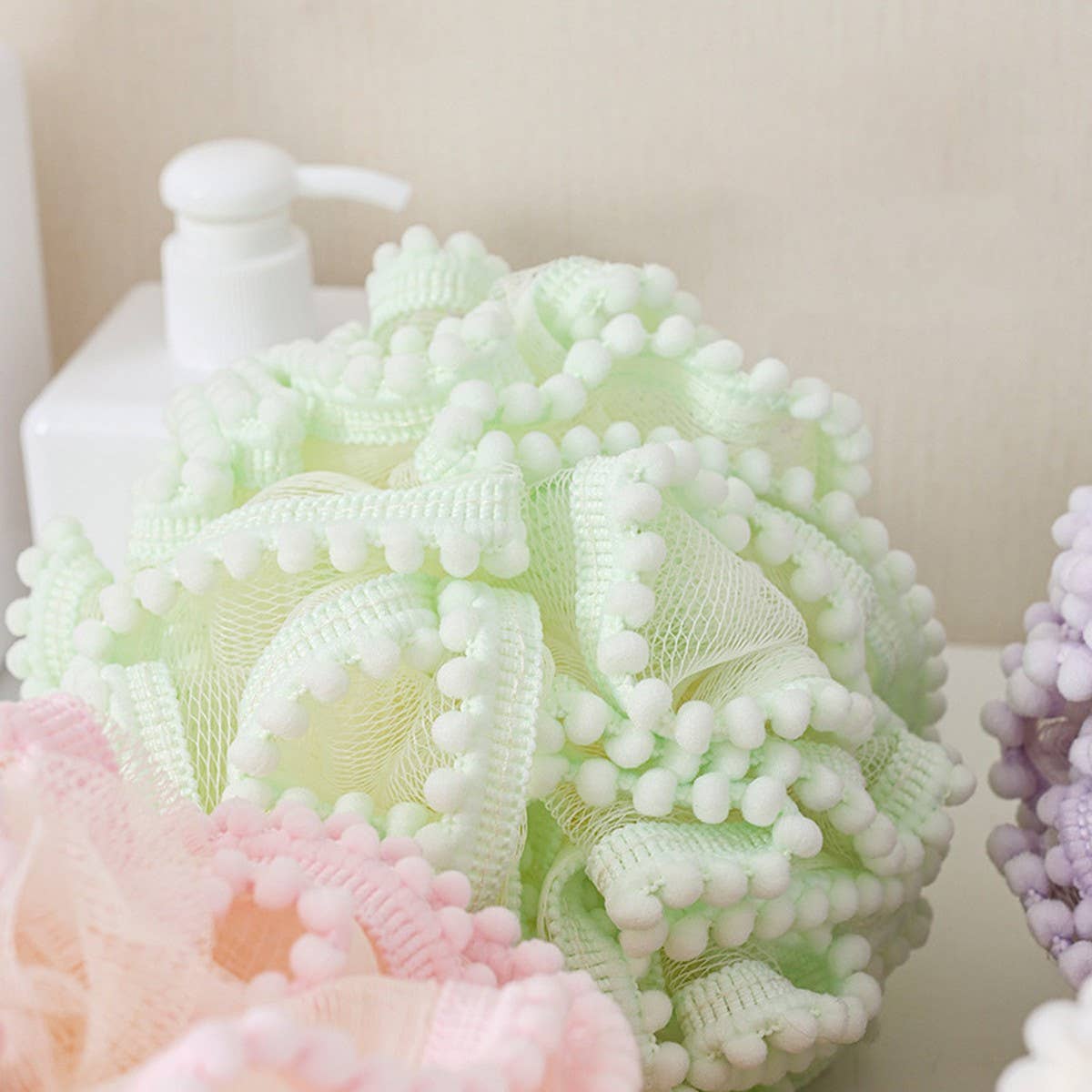 ACCITY - LARGE BATH POUF SUPER SOFT BATH POUF_CWMM3341